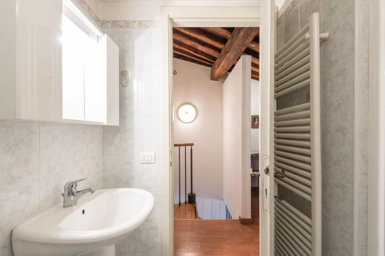 Lovely Loft 2 Steps From The Cathedral In Florencia Exterior foto